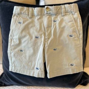 Vineyard Vines Whale Embroidered Breakers Shorts